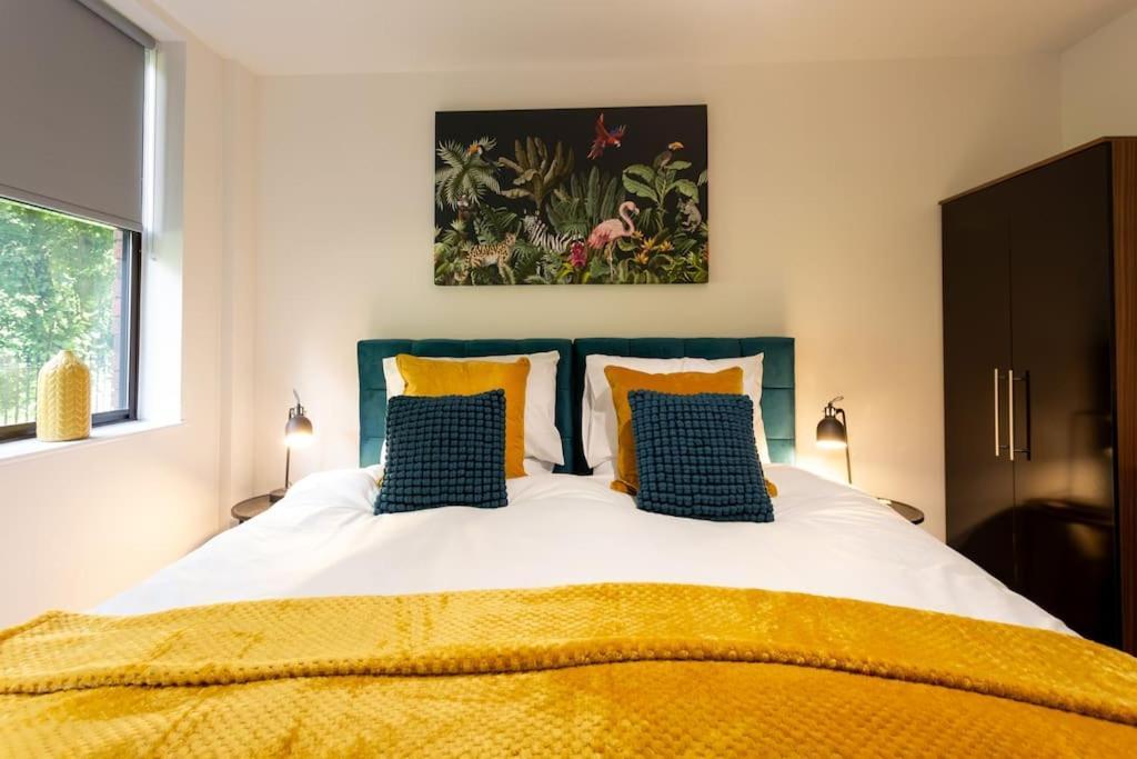 Polly'S Place Apartment Taunton & Free Off Road Parking & Wifi Exterior foto